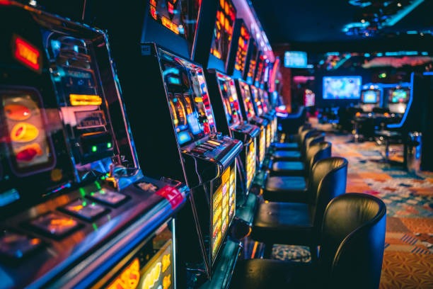 Live dealer experience on sakti123 link mobile app